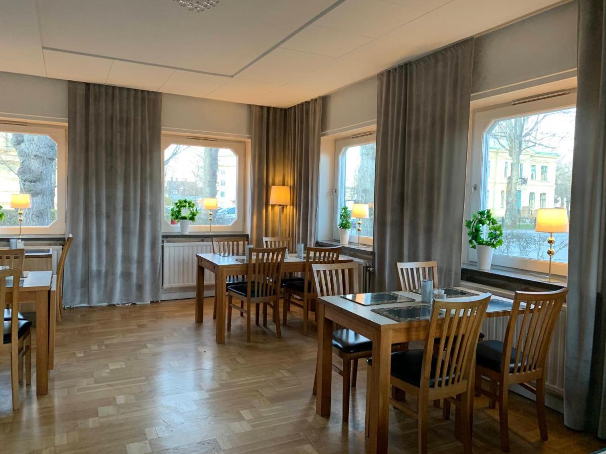 Hotel Wictoria Mariestad Buitenkant foto