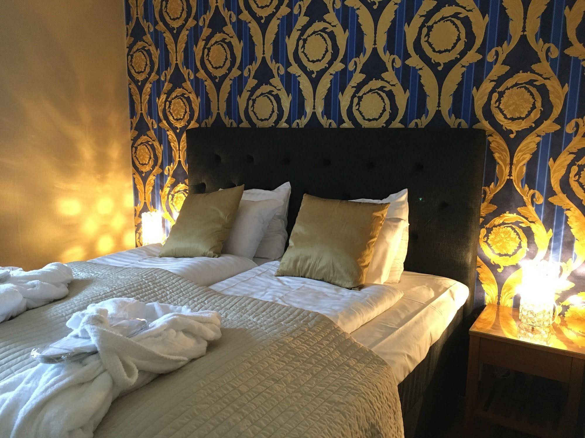 Hotel Wictoria Mariestad Buitenkant foto