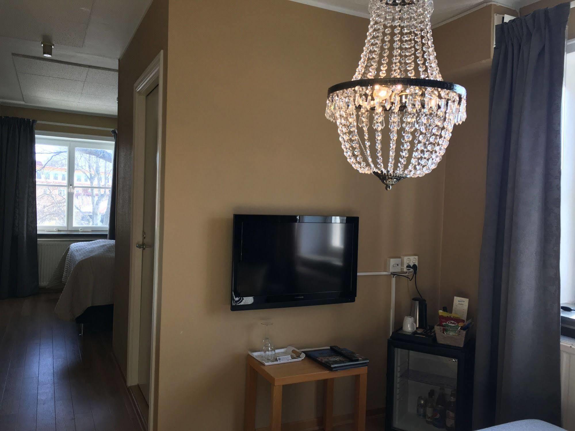Hotel Wictoria Mariestad Buitenkant foto